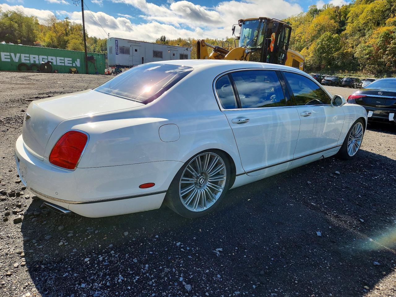 2013 BENTLEY CONTINENTAL FLYING SPUR SPEED — Фото 3 из 12