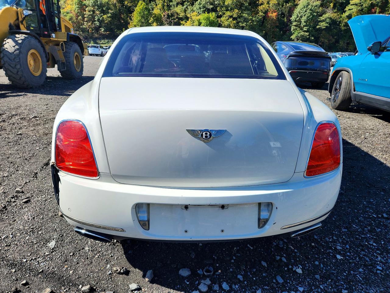 2013 BENTLEY CONTINENTAL FLYING SPUR SPEED — Фото 6 из 12