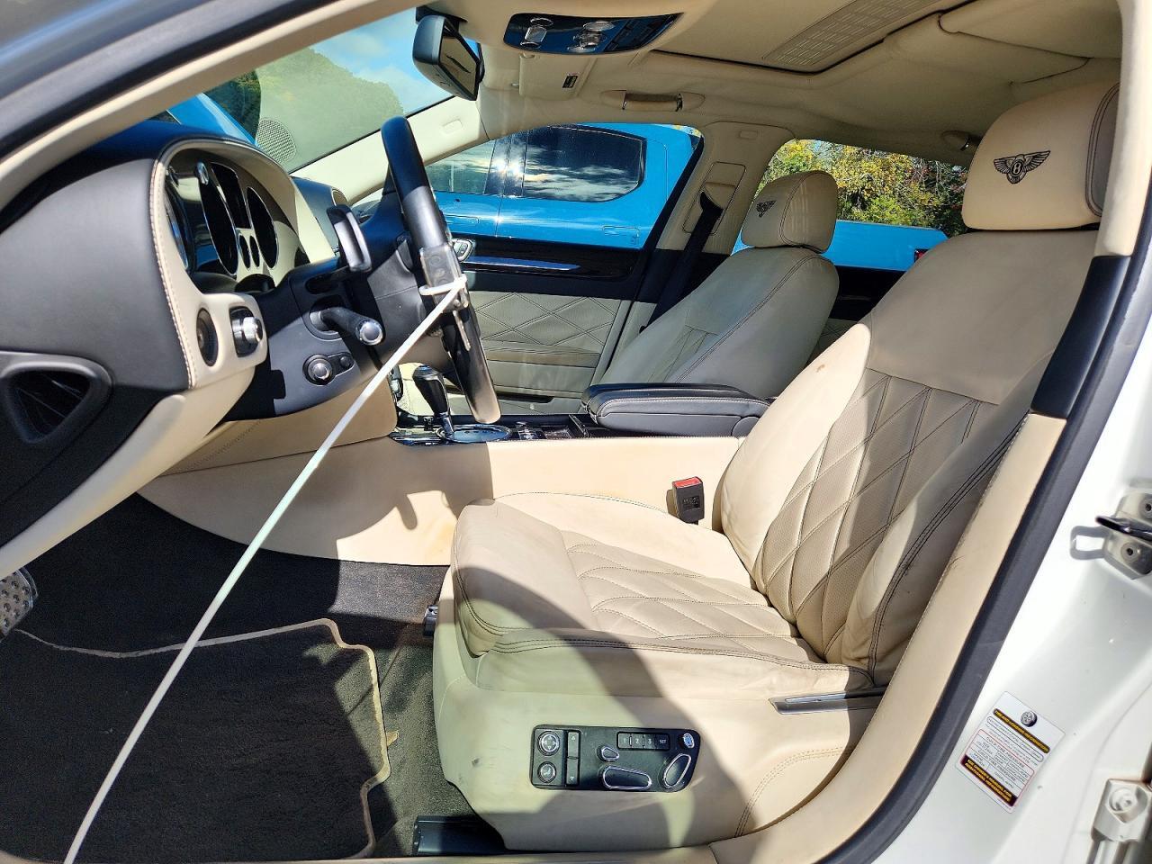 2013 BENTLEY CONTINENTAL FLYING SPUR SPEED — Фото 7 из 12