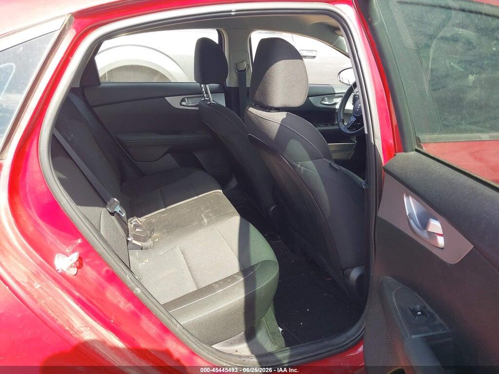 3KPF24AD5NE478006 2022 KIA FORTE photo no. 8