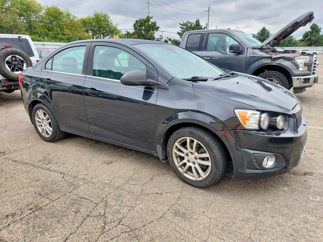 2013 CHEVROLET SONIC LT — Фото 4 из 12