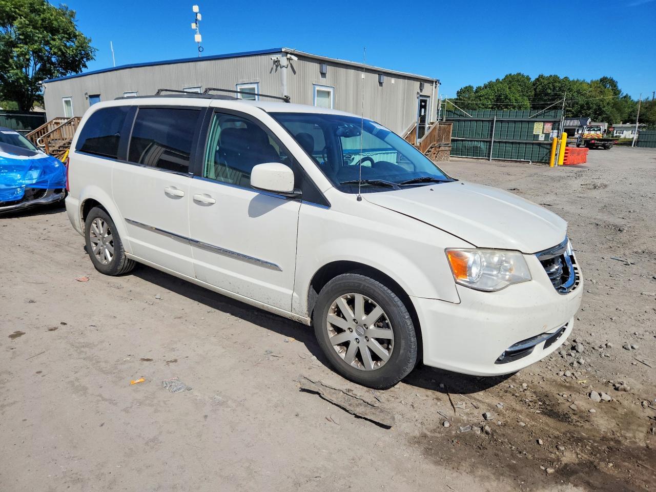 2013 CHRYSLER TOWN & COUNTRY TOURING — Фото 4 из 13
