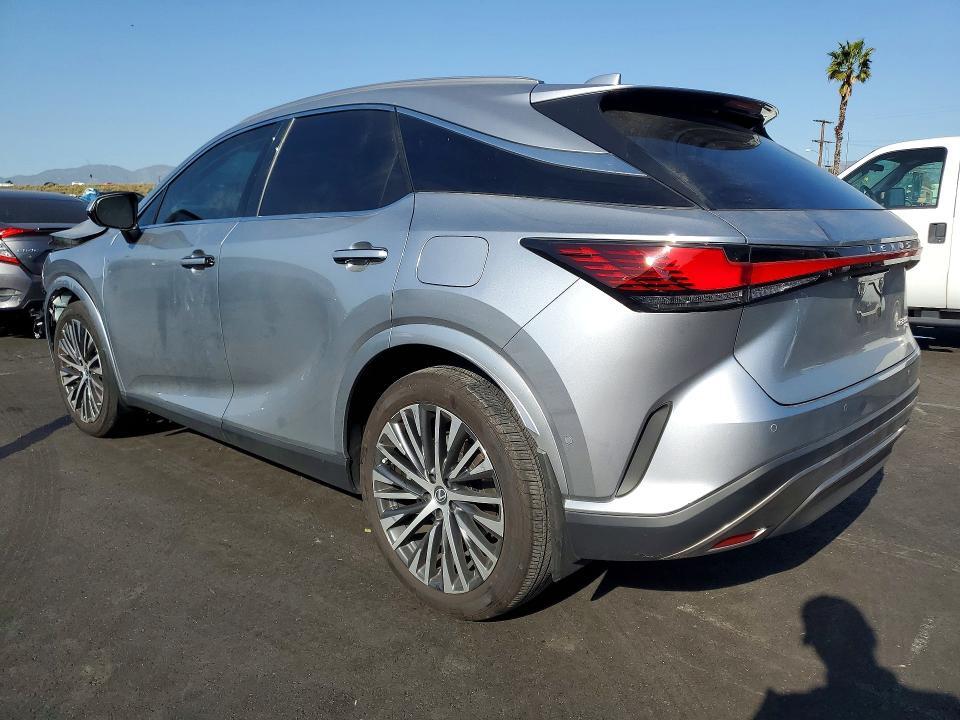 2T2BBMCA0RC057229 2024 LEXUS RX photo no. 2