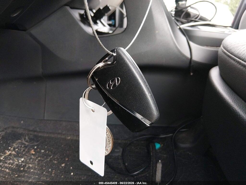 5NMZUDLB4JH056489 2018 HYUNDAI SANTA FE SPORT photo no. 11