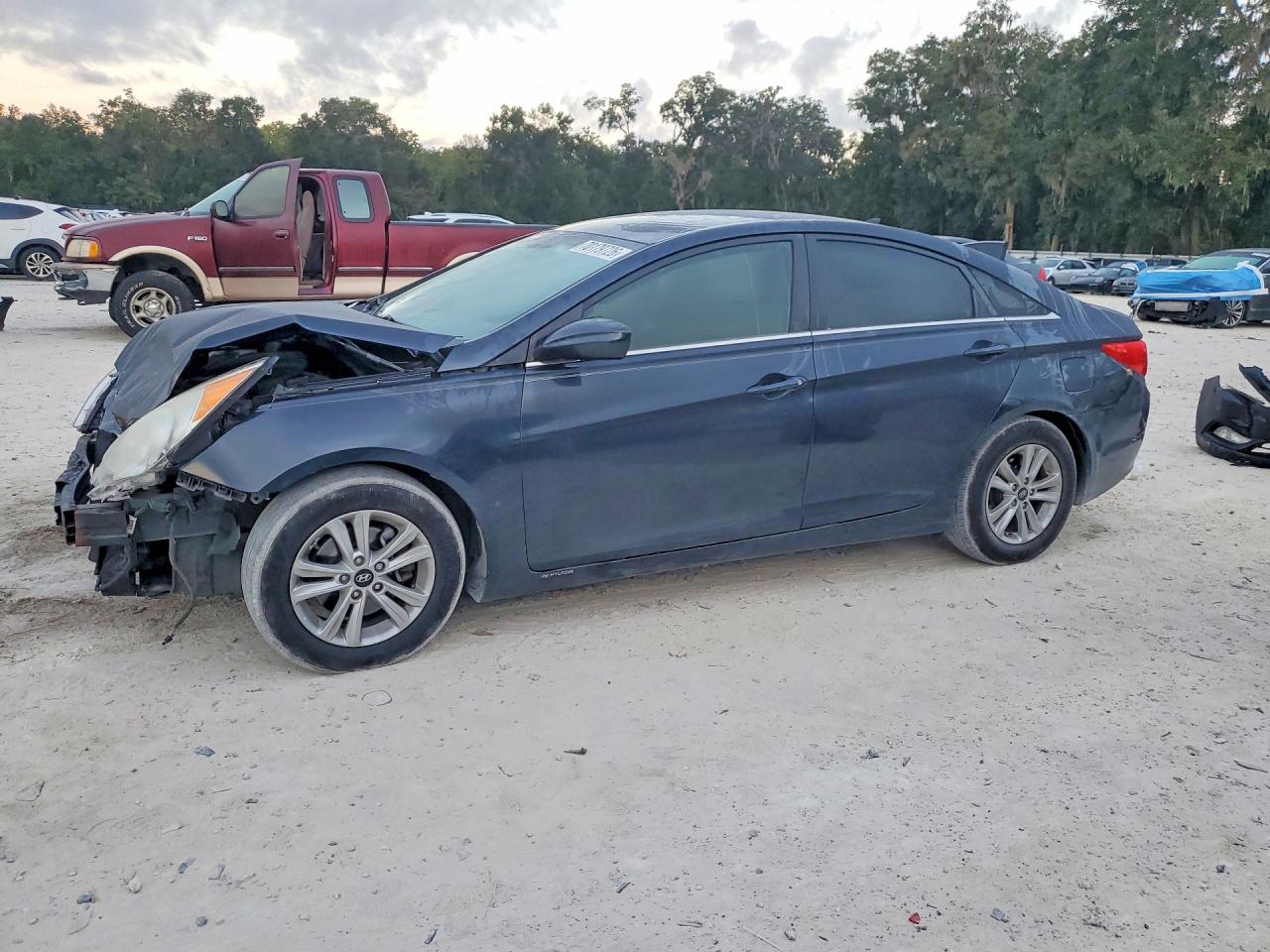 2013 HYUNDAI SONATA GLS