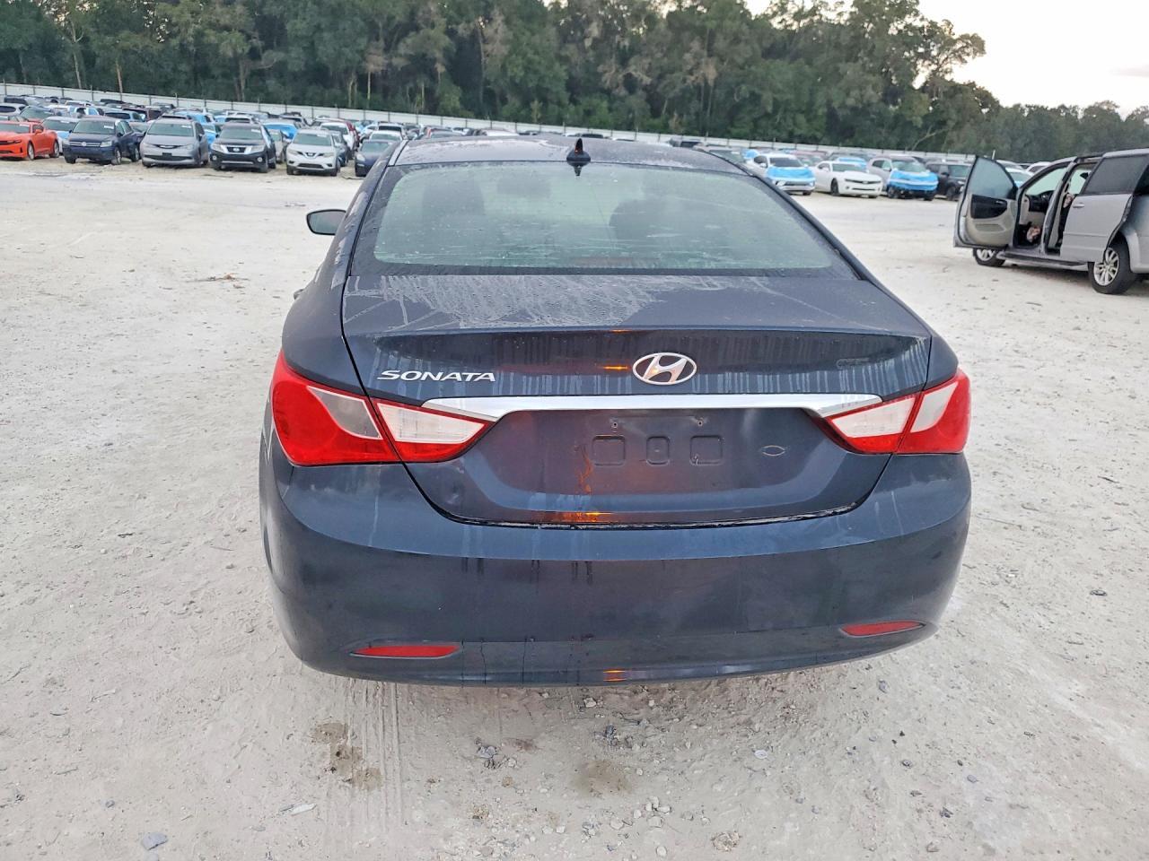 2013 HYUNDAI SONATA GLS — Фото 6 из 13