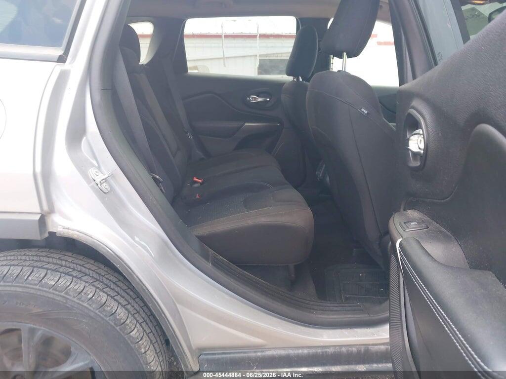 1C4PJMCB8MD115752 2021 JEEP CHEROKEE photo no. 8