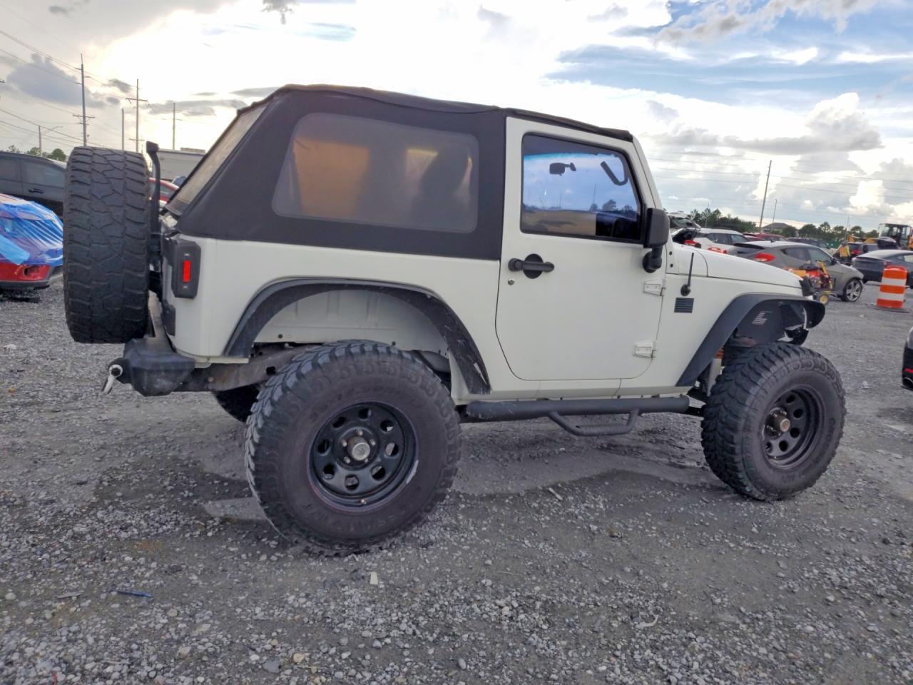 2013 JEEP WRANGLER SPORT — Фото 3 из 13