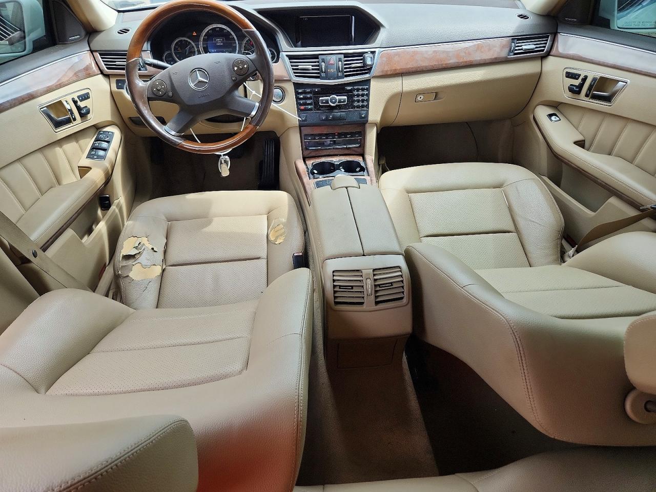 2013 MERCEDES-BENZ E 350 — Фото 8 из 12
