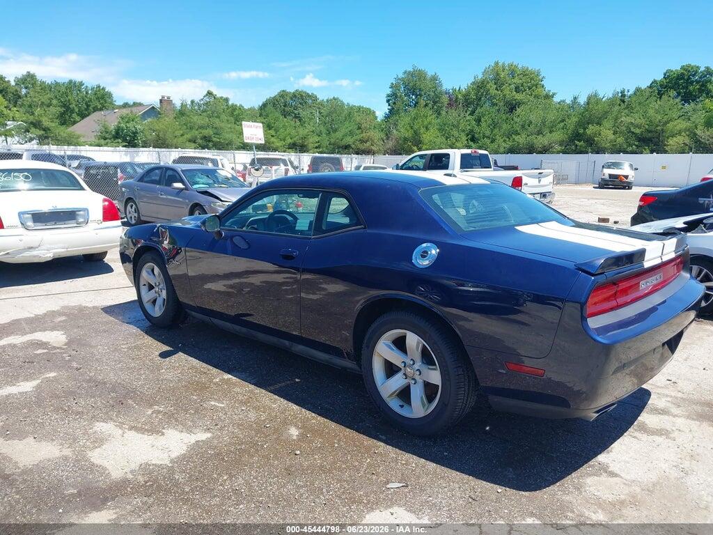 2C3CDYAG1DH565083 2013 DODGE CHALLENGER photo no. 3