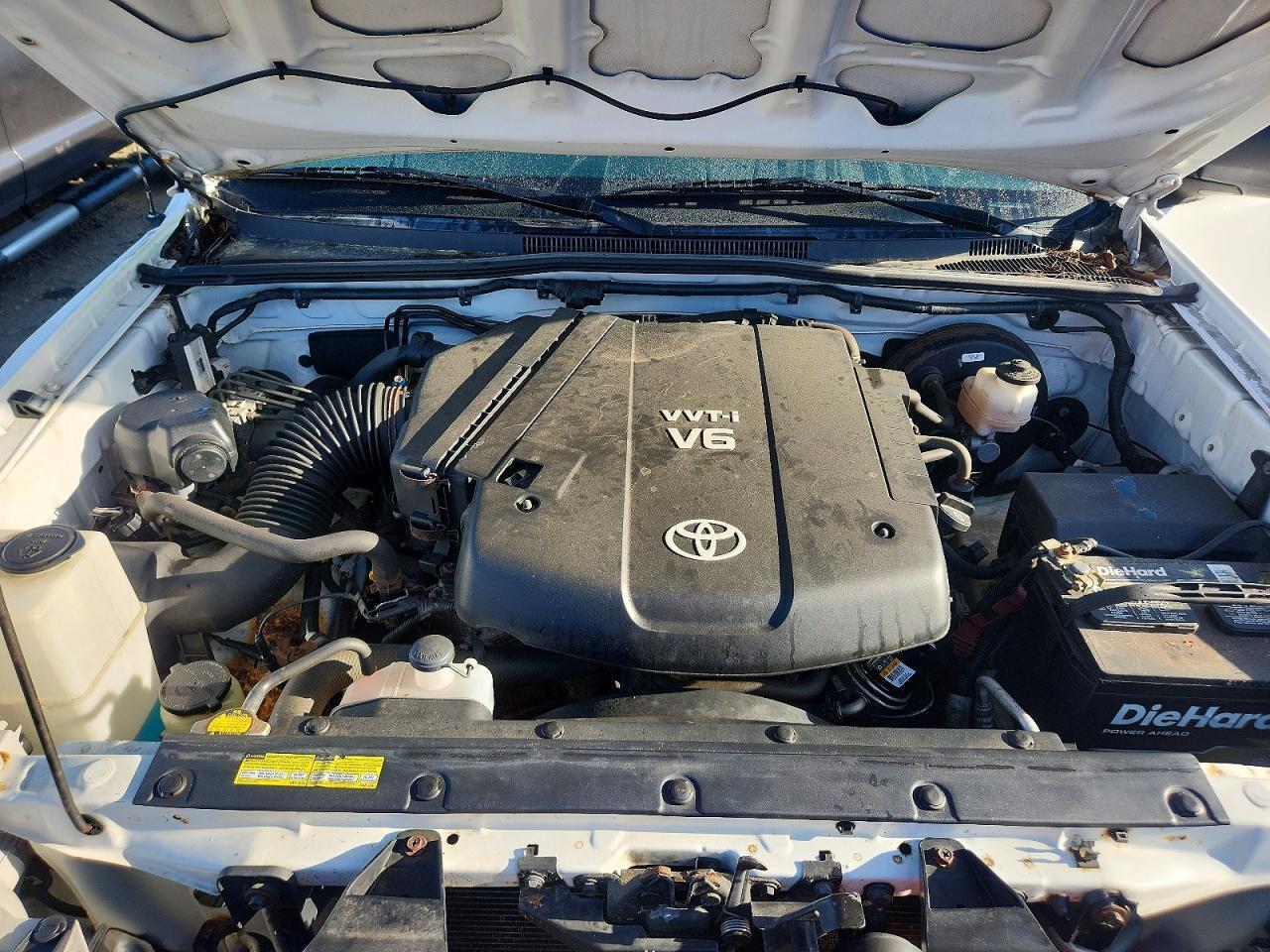 2013 TOYOTA TACOMA V6 — Фото 11 из 12