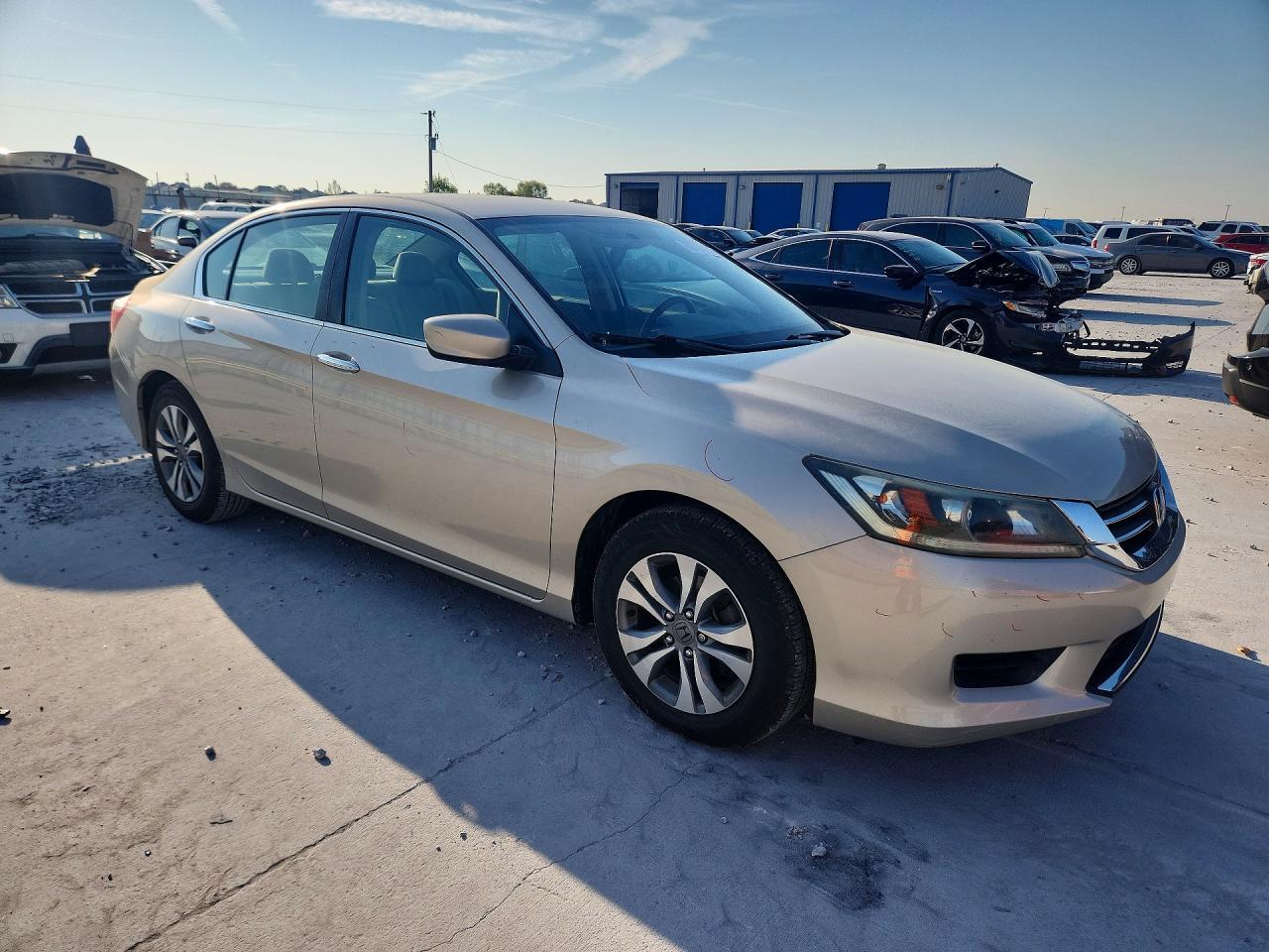 2014 HONDA ACCORD LX — Фото 4 из 12