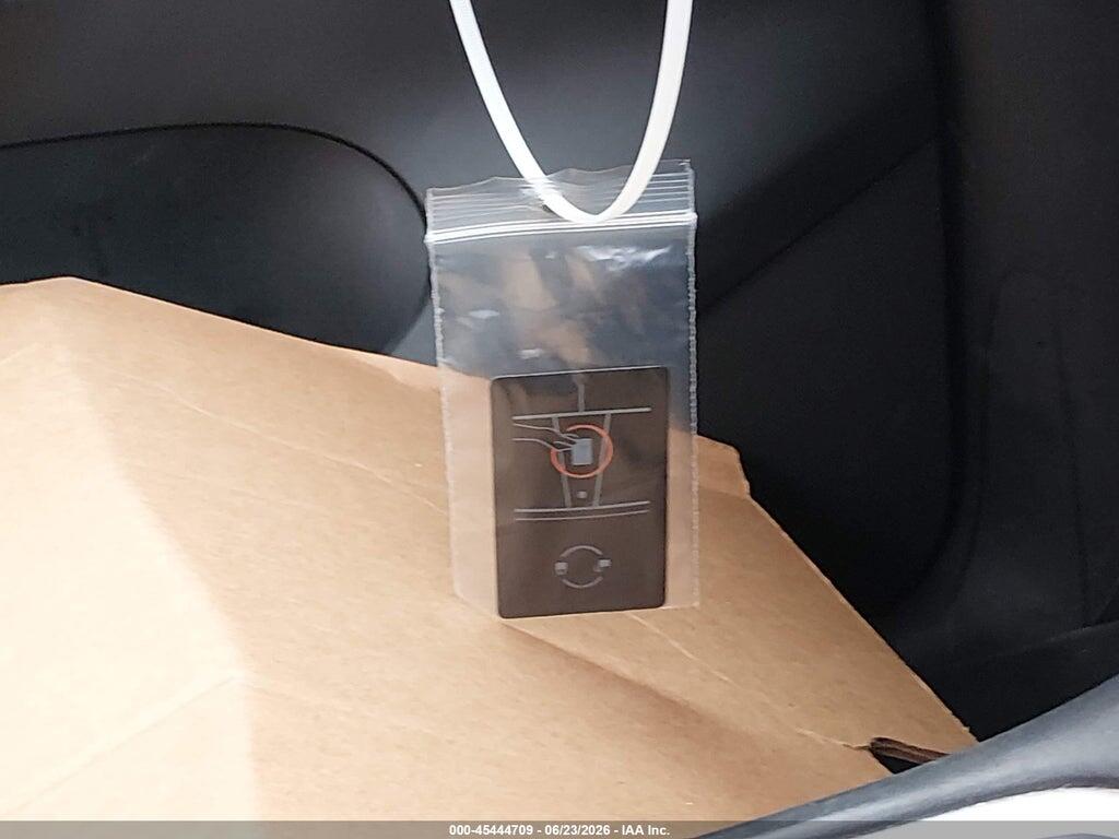 7SAYGDEE3NF346808 2022 TESLA MODEL Y photo no. 11
