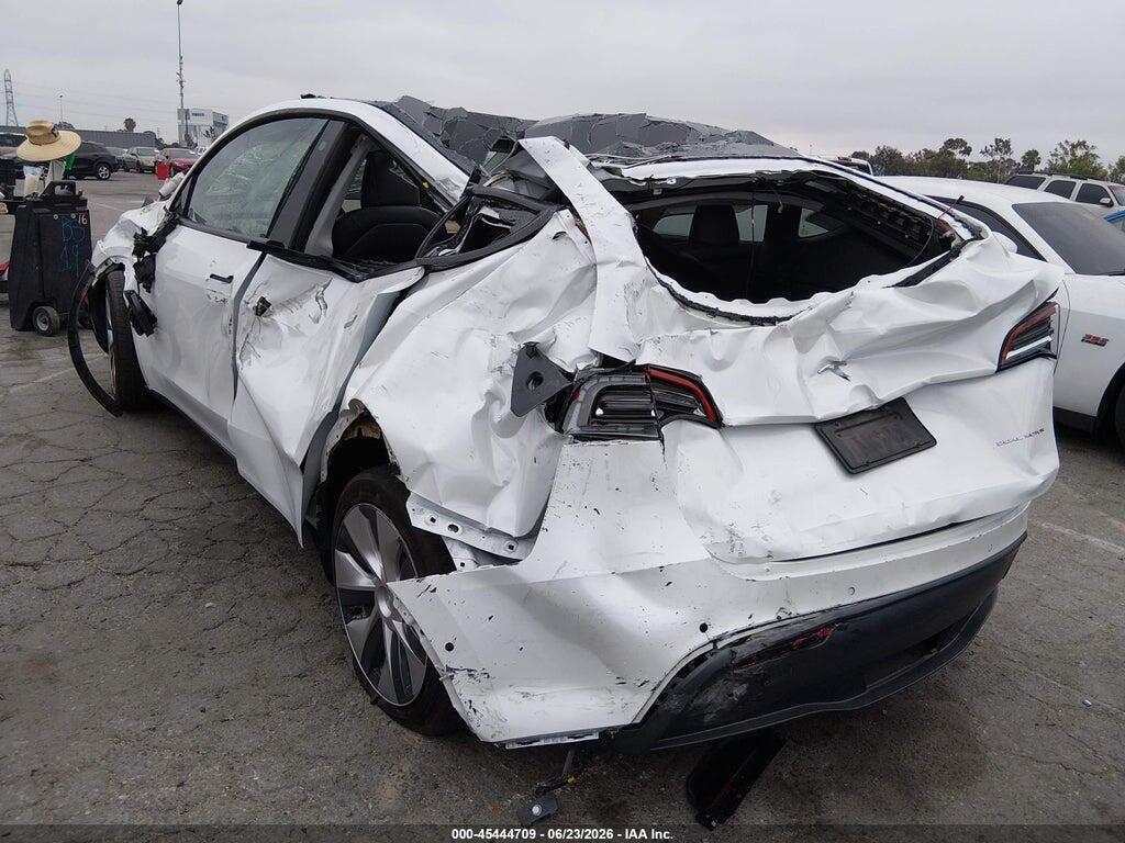 7SAYGDEE3NF346808 2022 TESLA MODEL Y photo no. 3