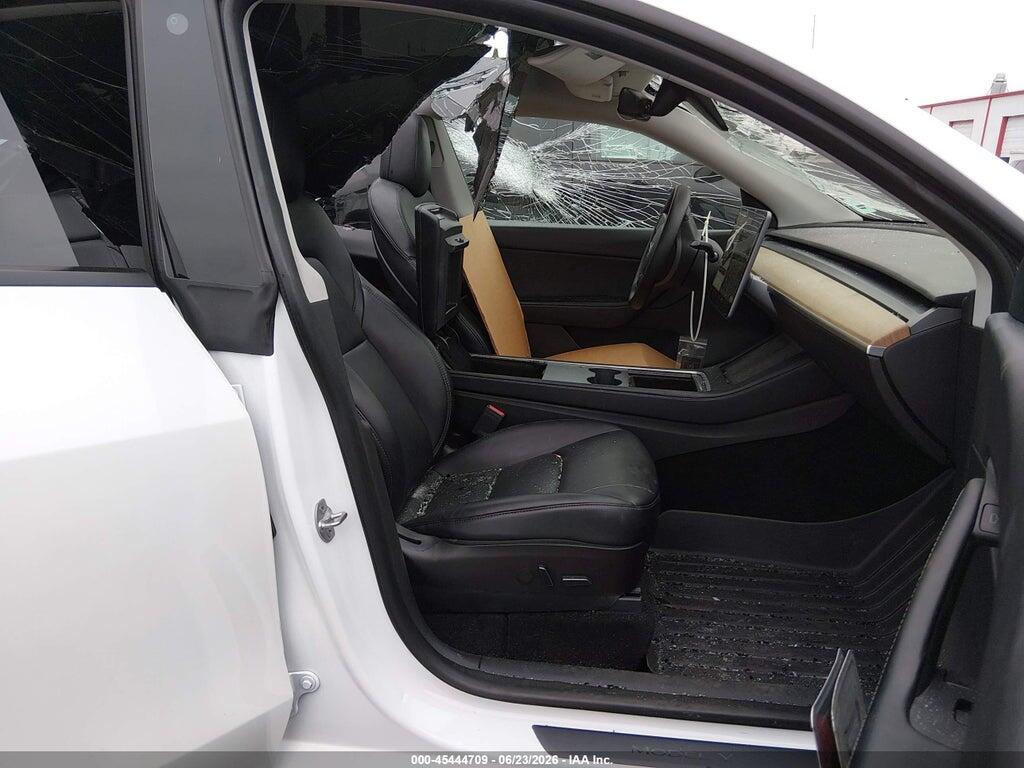 7SAYGDEE3NF346808 2022 TESLA MODEL Y photo no. 5