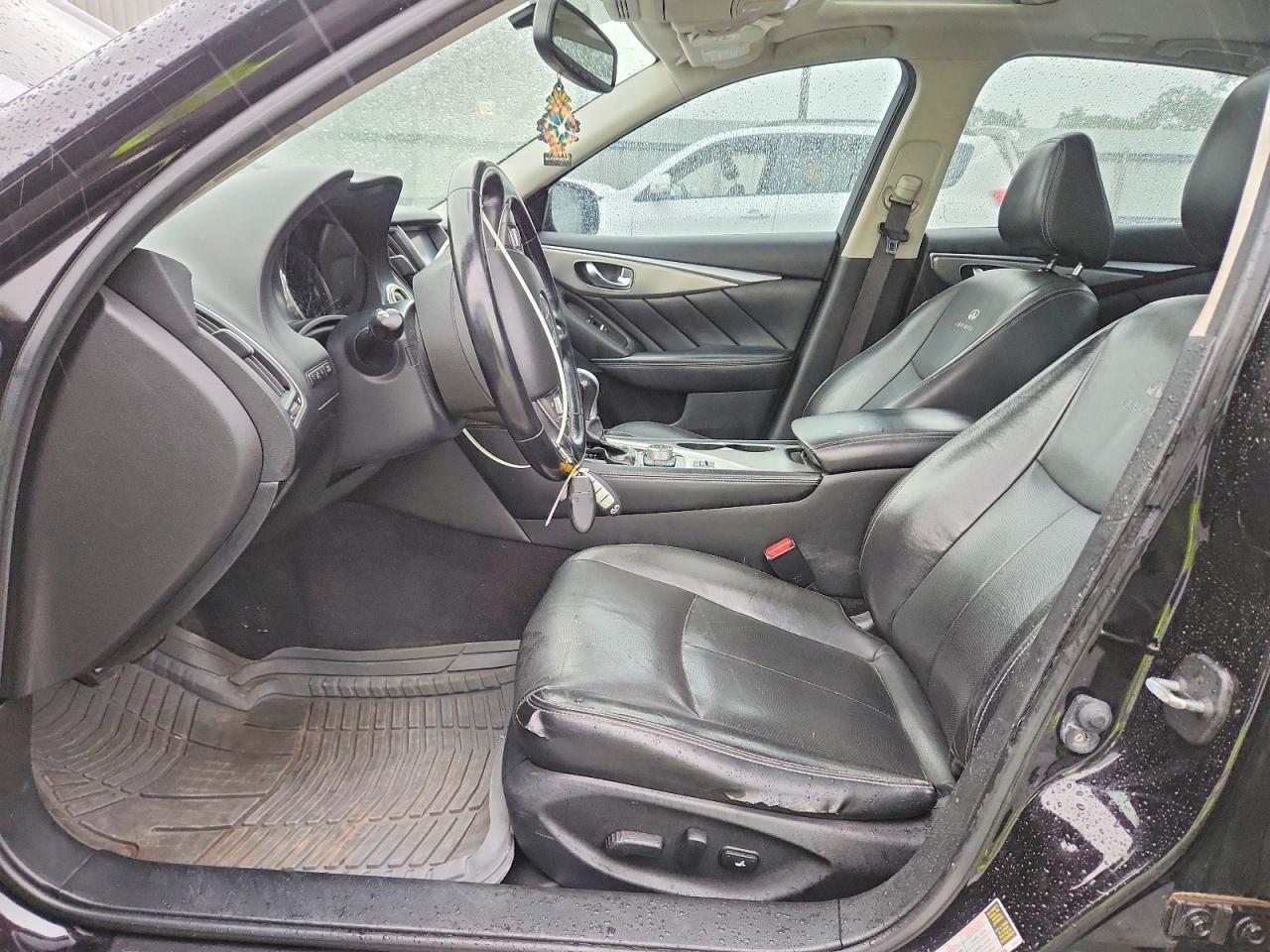 2014 INFINITI Q50 PREMIUM — Фото 7 из 12