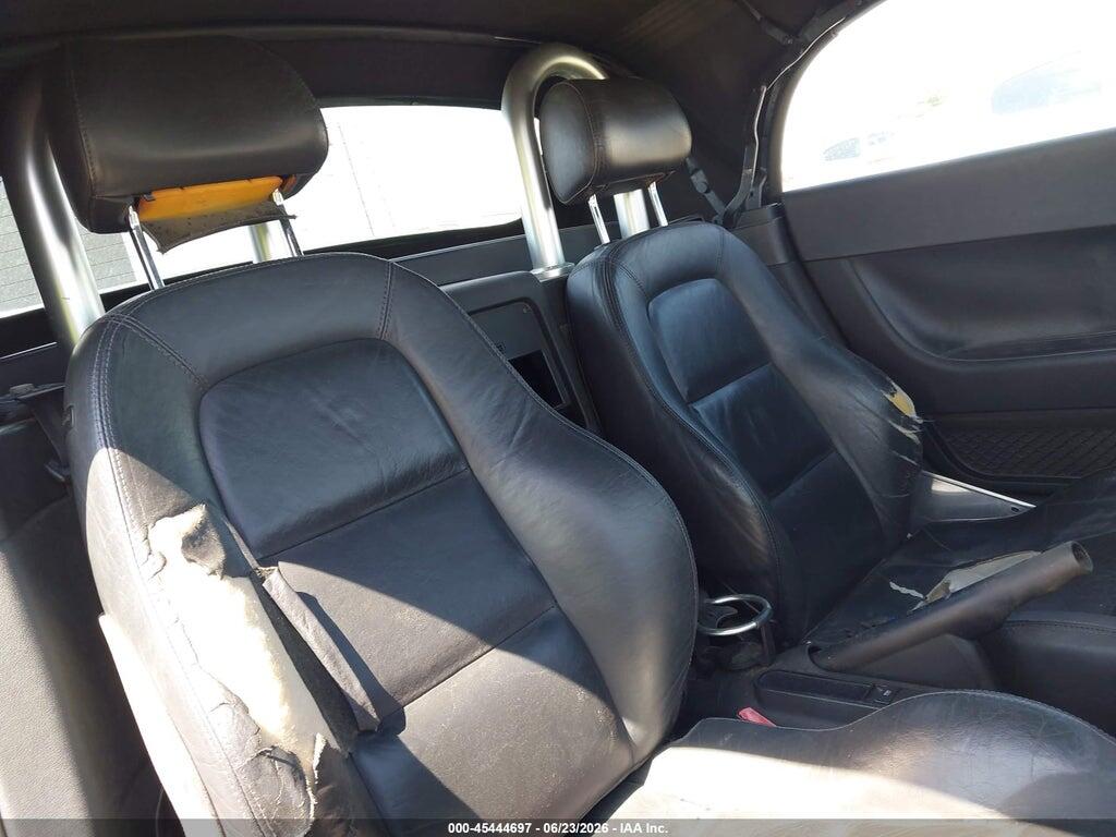 TRUTC28N311000267 2001 AUDI TT photo no. 8