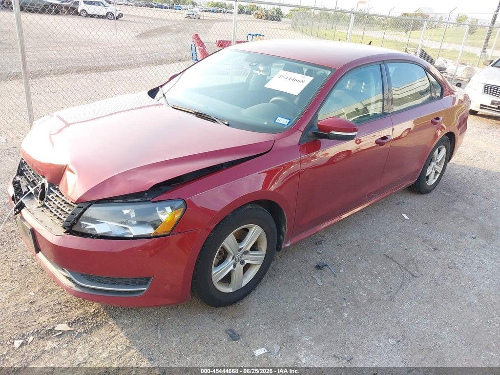 1VWAT7A32FC073579 2015 VOLKSWAGEN PASSAT photo no. 2