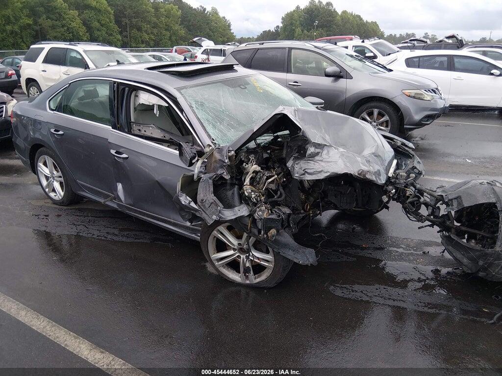 1VWBV7A35FC082064 2015 VOLKSWAGEN PASSAT photo no. 1