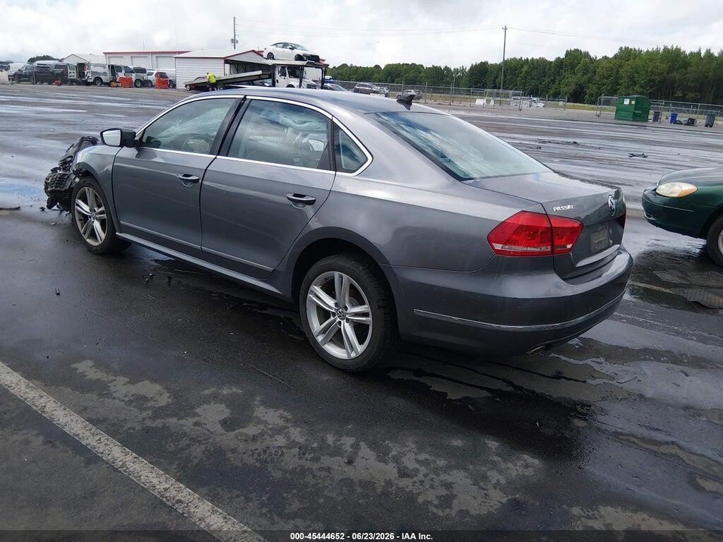 1VWBV7A35FC082064 2015 VOLKSWAGEN PASSAT photo no. 3