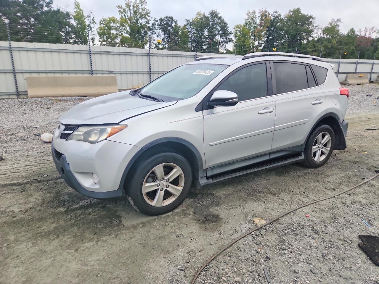 2014 TOYOTA RAV4 XLE