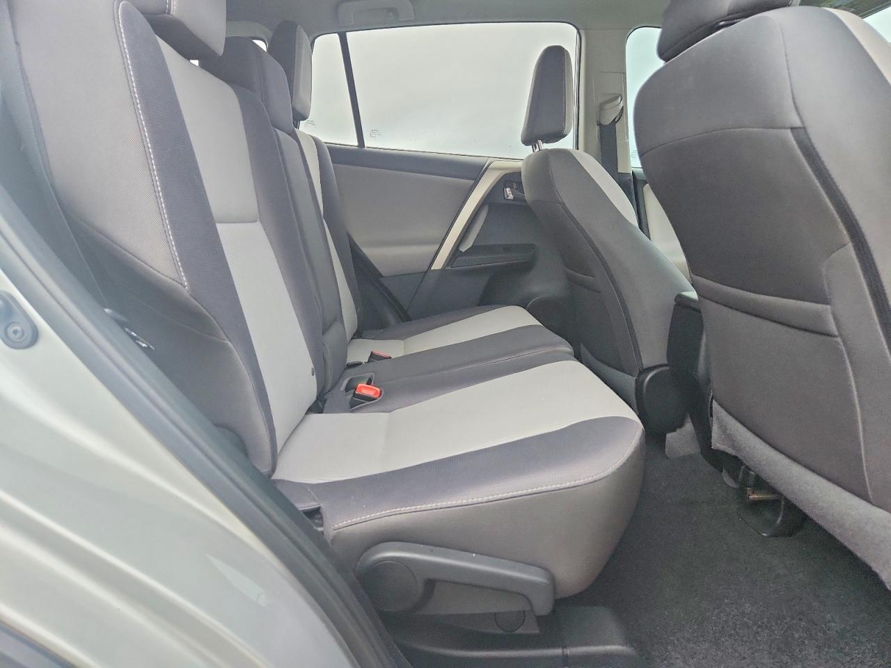 2014 TOYOTA RAV4 XLE — Фото 10 из 12