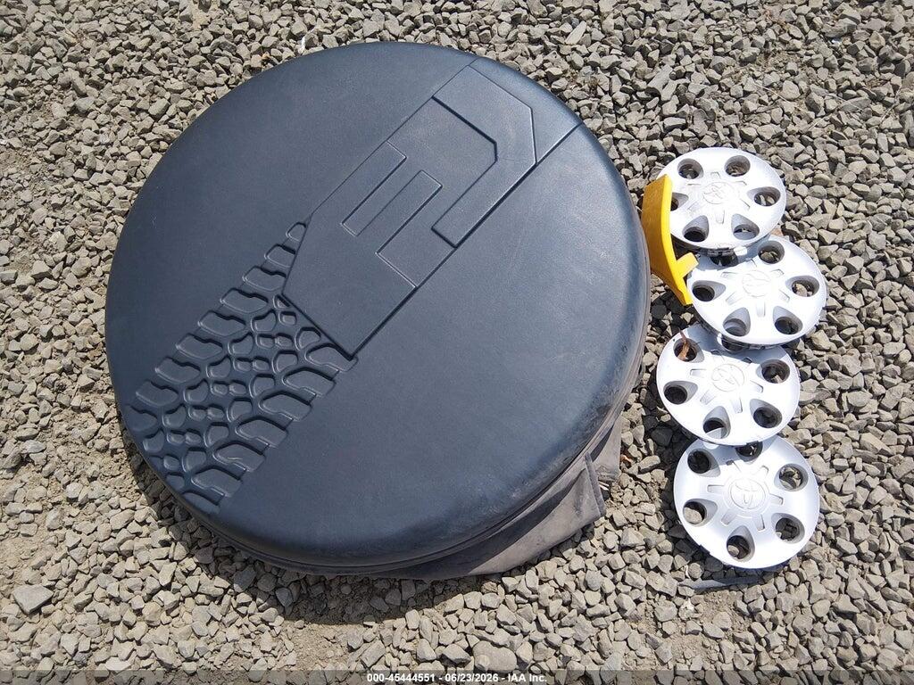 JTEBU11F870100035 2007 TOYOTA FJ CRUISER photo no. 12