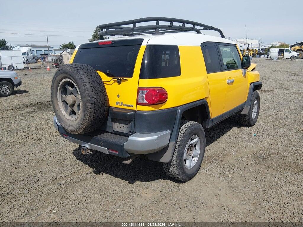 JTEBU11F870100035 2007 TOYOTA FJ CRUISER photo no. 4