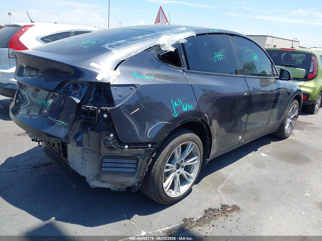 7SAYGAEE1RF091533 2024 TESLA MODEL Y photo no. 4