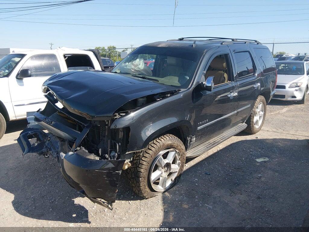 1GNSKCE09DR294133 2013 CHEVROLET TAHOE photo no. 2