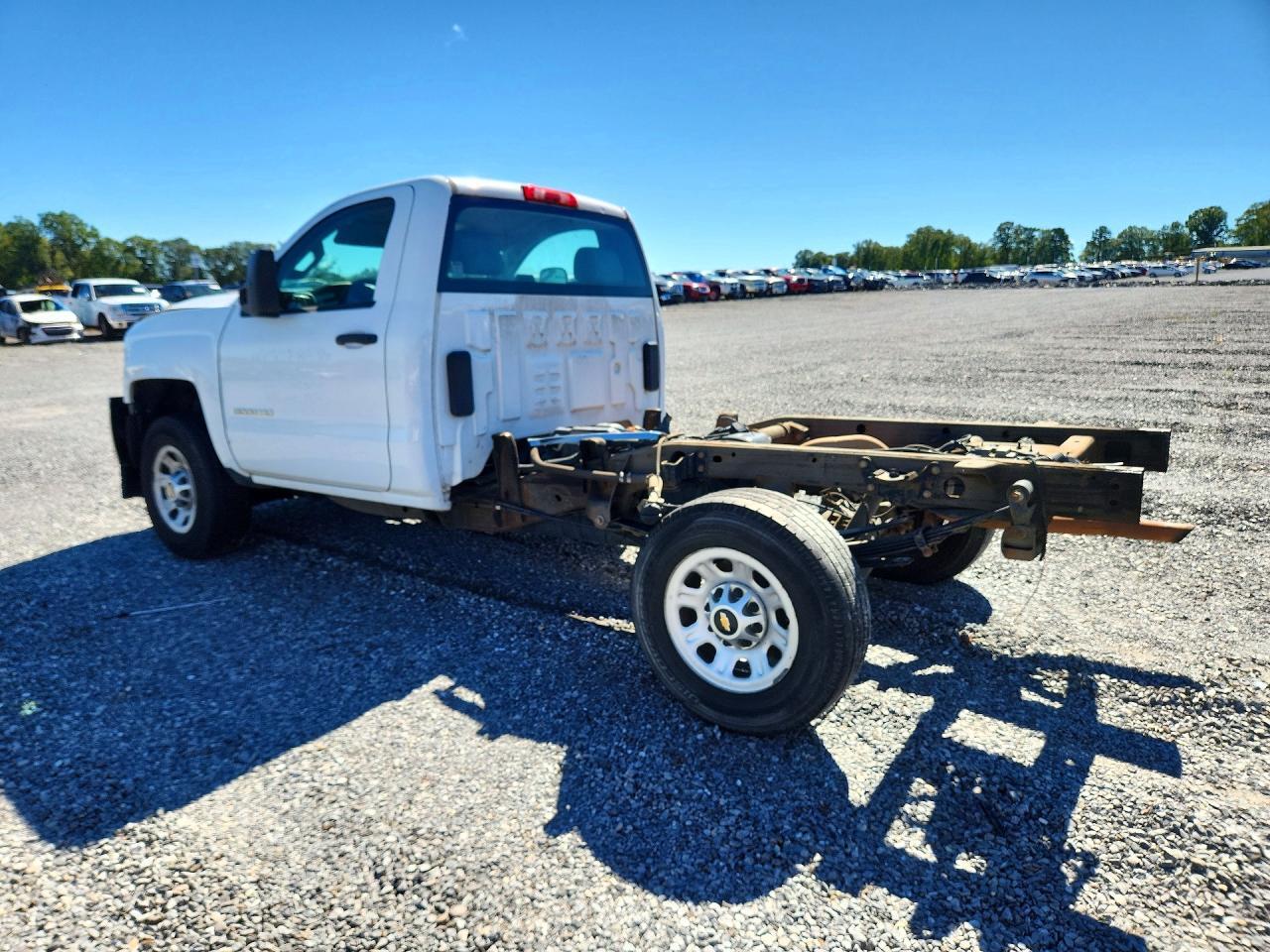 2015 CHEVROLET SILVERADO C3500 — Фото 2 из 12