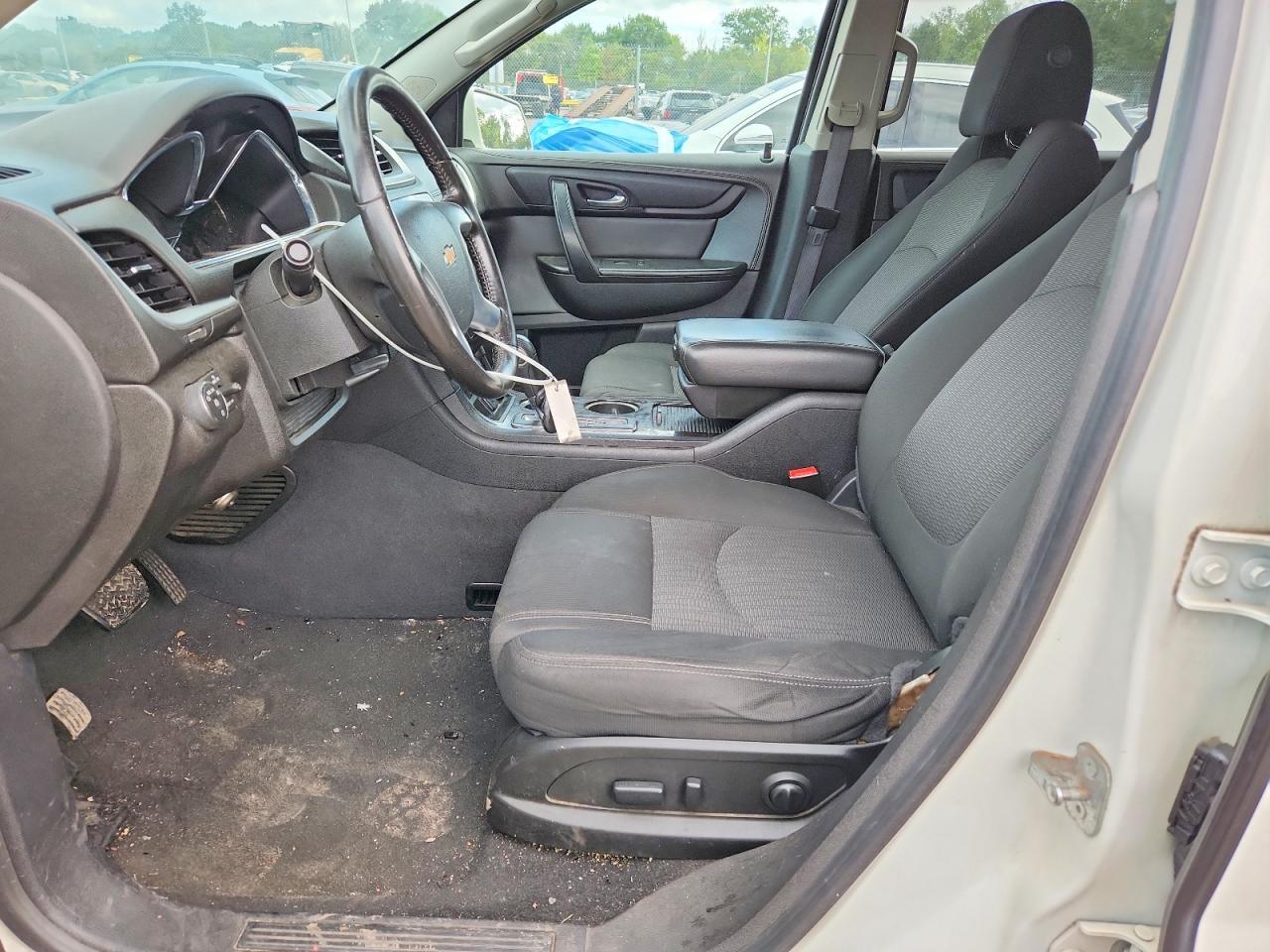 2015 CHEVROLET TRAVERSE LT — Фото 7 из 13