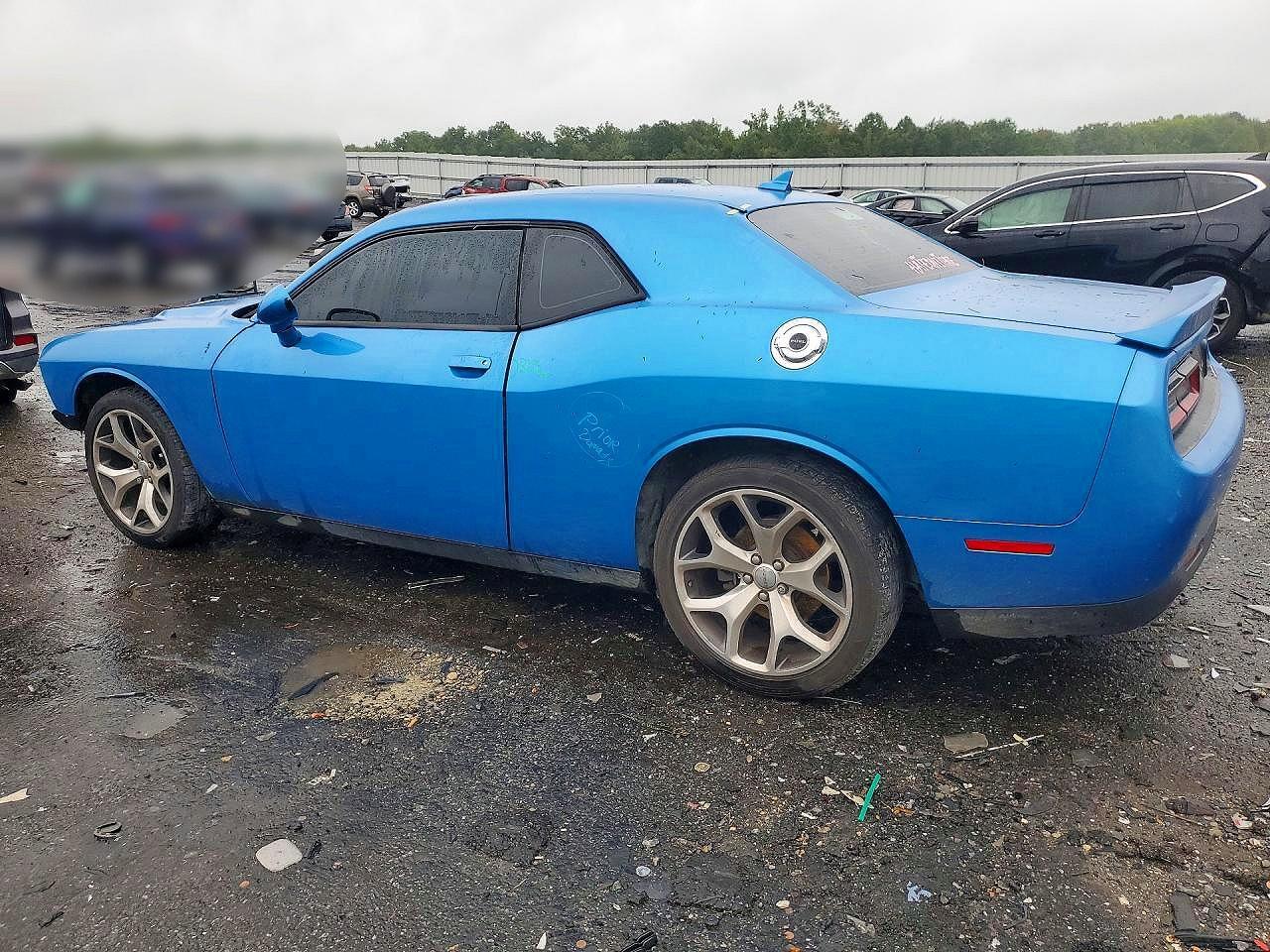 2015 DODGE CHALLENGER SXT PLUS — Фото 2 из 12