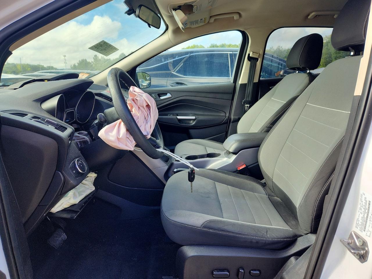 2015 FORD ESCAPE SE — Фото 7 из 13