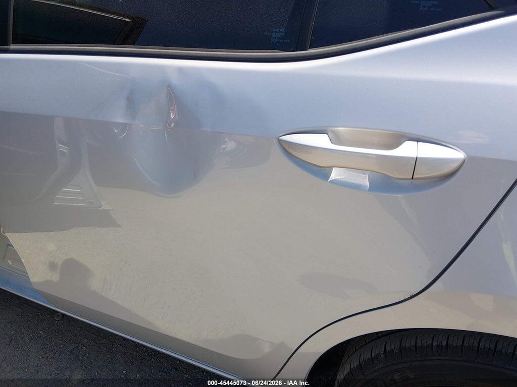 2T1BURHE9FC408268 2015 TOYOTA COROLLA photo no. 6