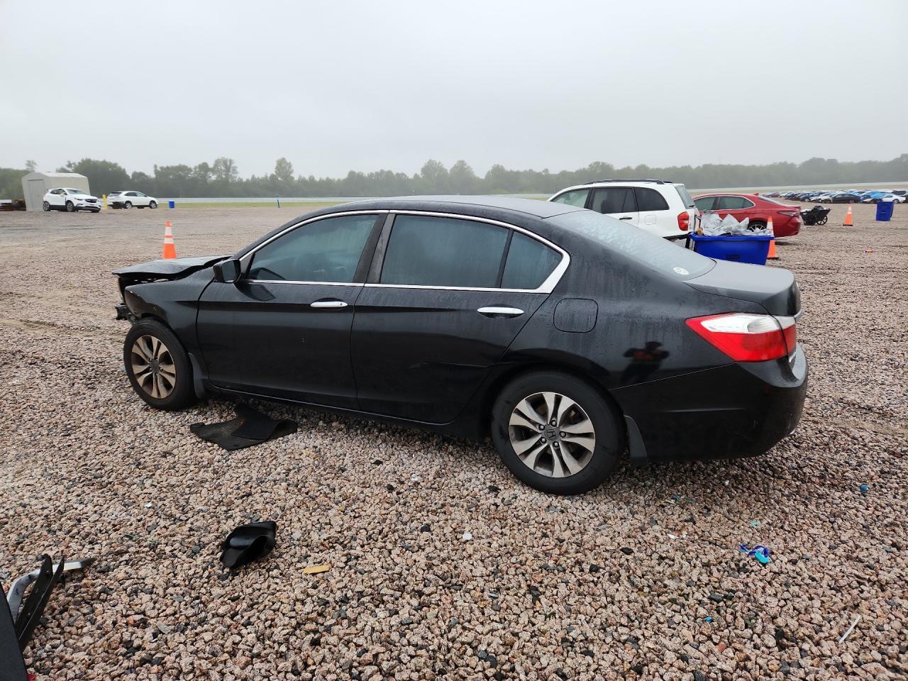 2015 HONDA ACCORD LX — Фото 2 из 12