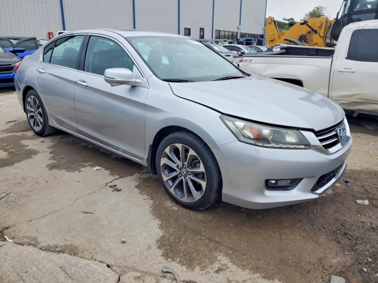 2015 HONDA ACCORD EXL — Фото 4 из 12