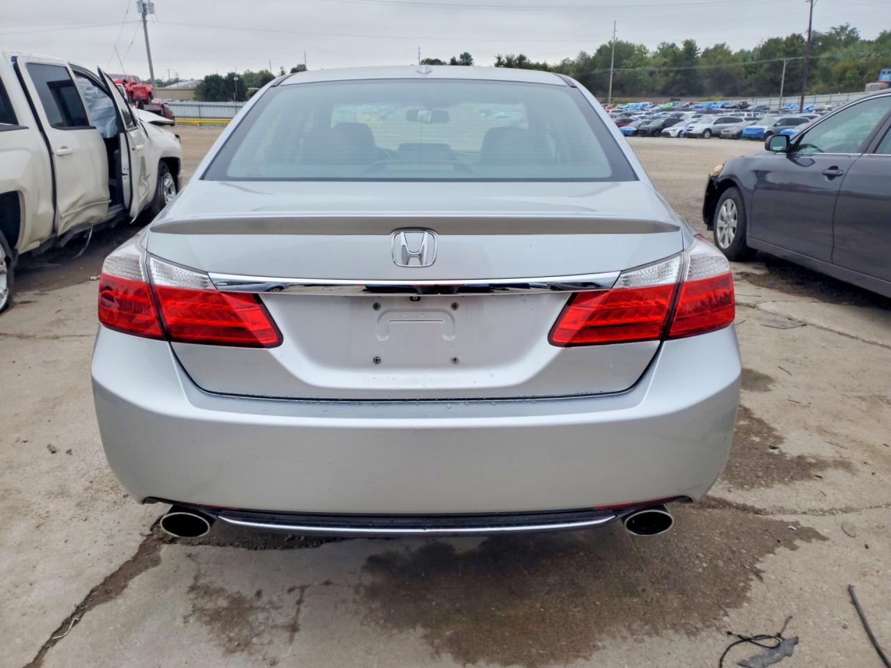 2015 HONDA ACCORD EXL — Фото 6 из 12