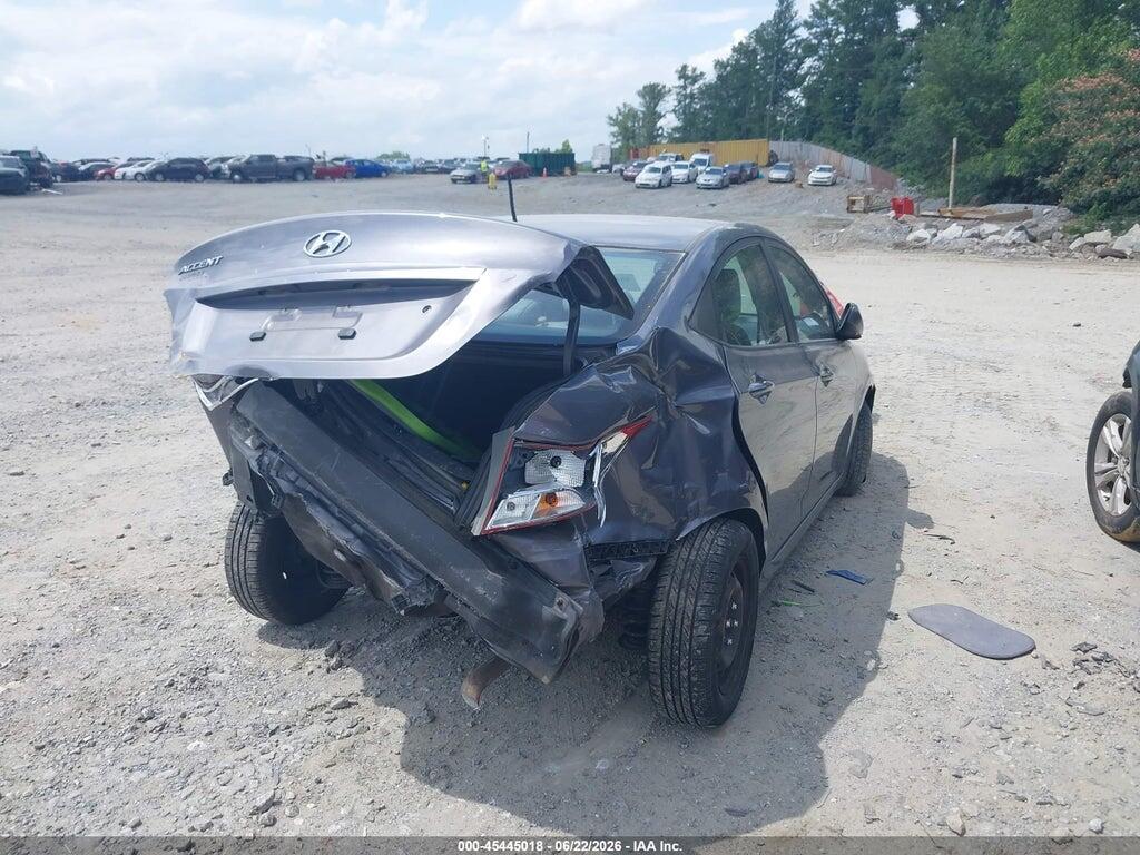 KMHCT4AE8HU315120 2017 HYUNDAI ACCENT photo no. 4