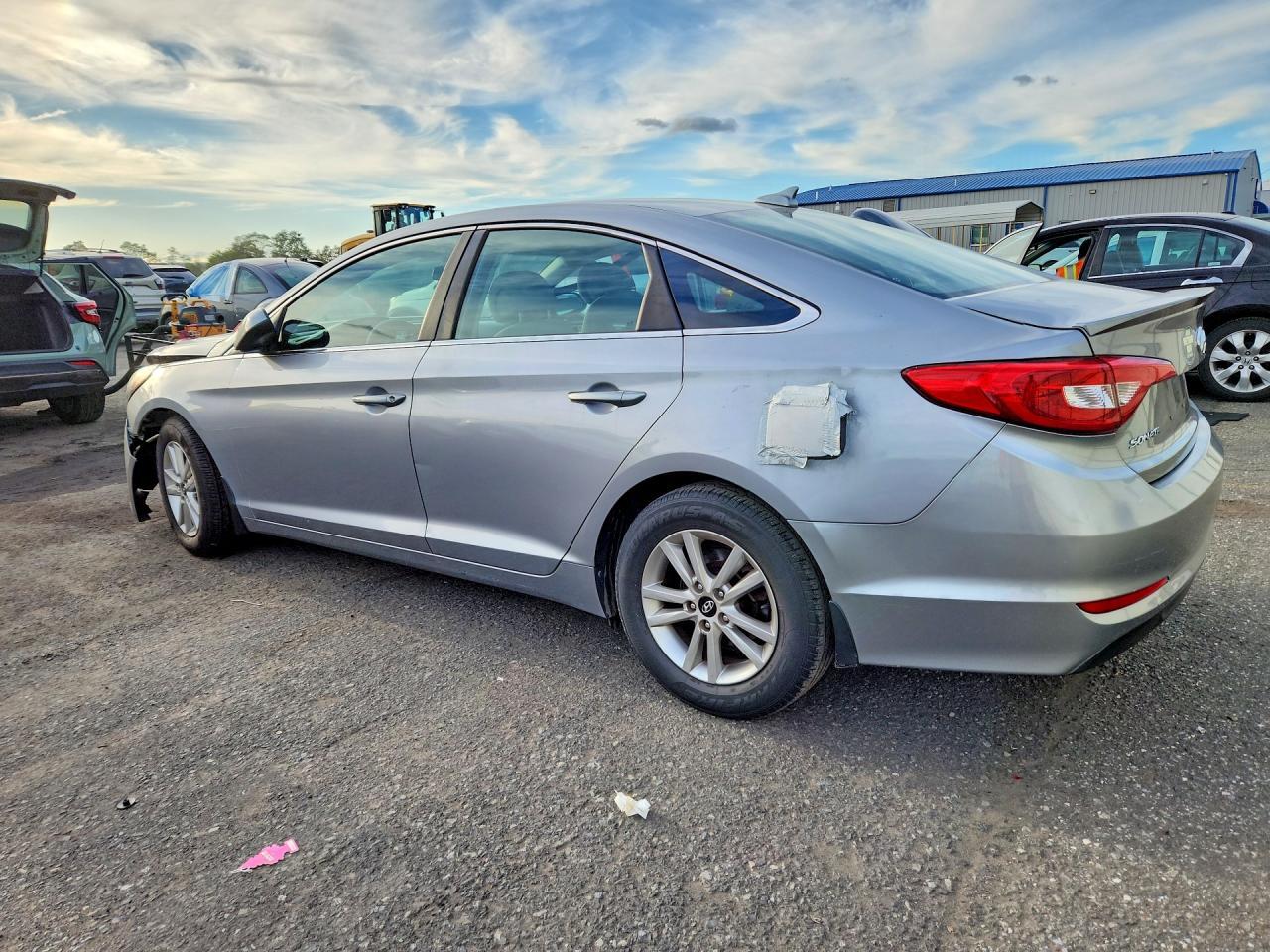2015 HYUNDAI SONATA SE — Фото 2 из 12