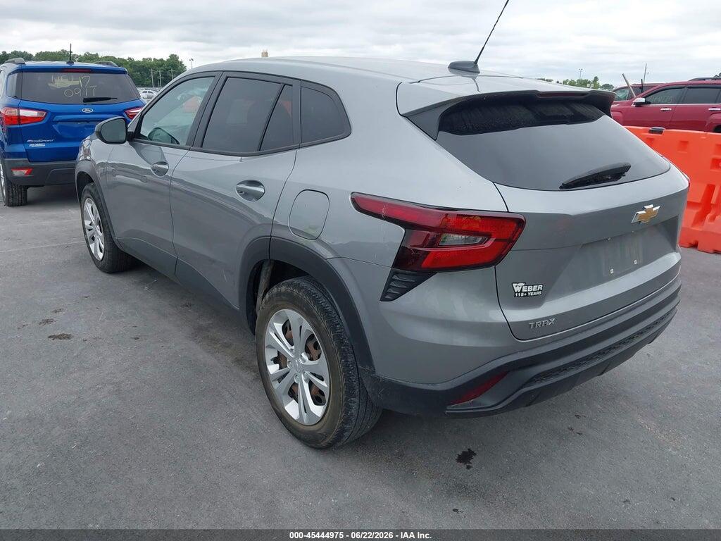 KL77LFE24RC045048 2024 CHEVROLET TRAX photo no. 3