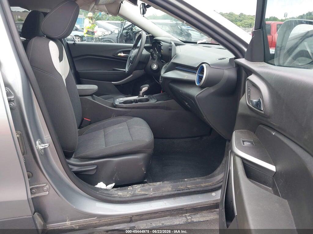 KL77LFE24RC045048 2024 CHEVROLET TRAX photo no. 5