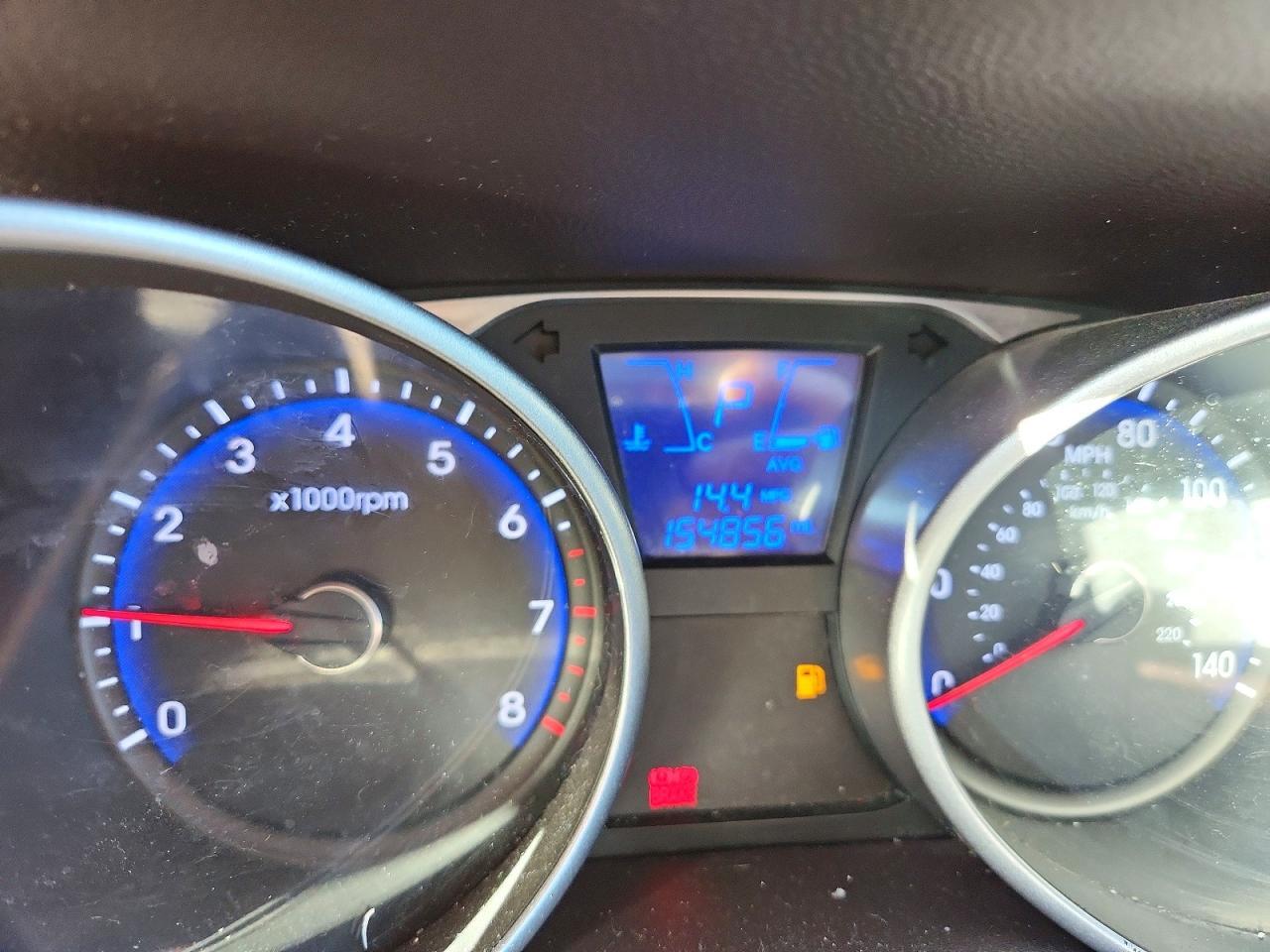 2015 HYUNDAI TUCSON SE — Фото 9 из 13