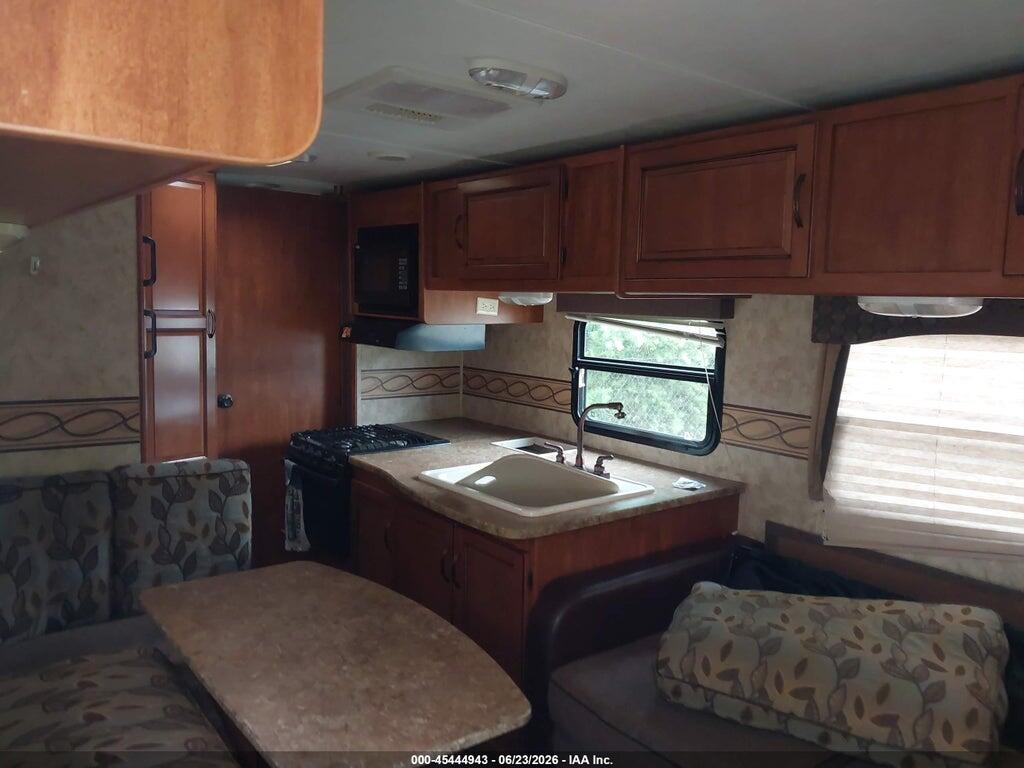 4YDT24624CD420751 2012 KEYSTONE BULLET 246RBS TRAVEL TRAILER photo no. 5