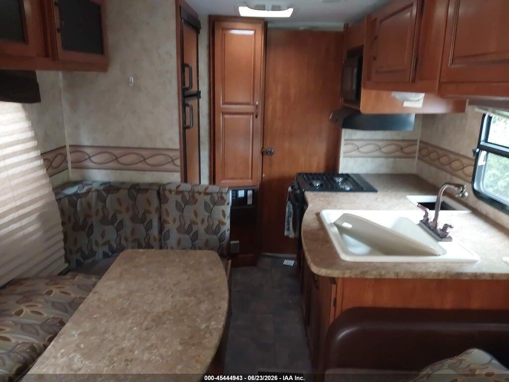4YDT24624CD420751 2012 KEYSTONE BULLET 246RBS TRAVEL TRAILER photo no. 8