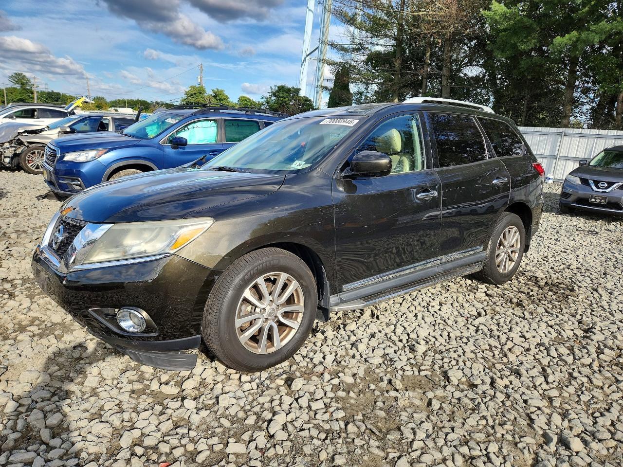 2015 NISSAN PATHFINDER SL