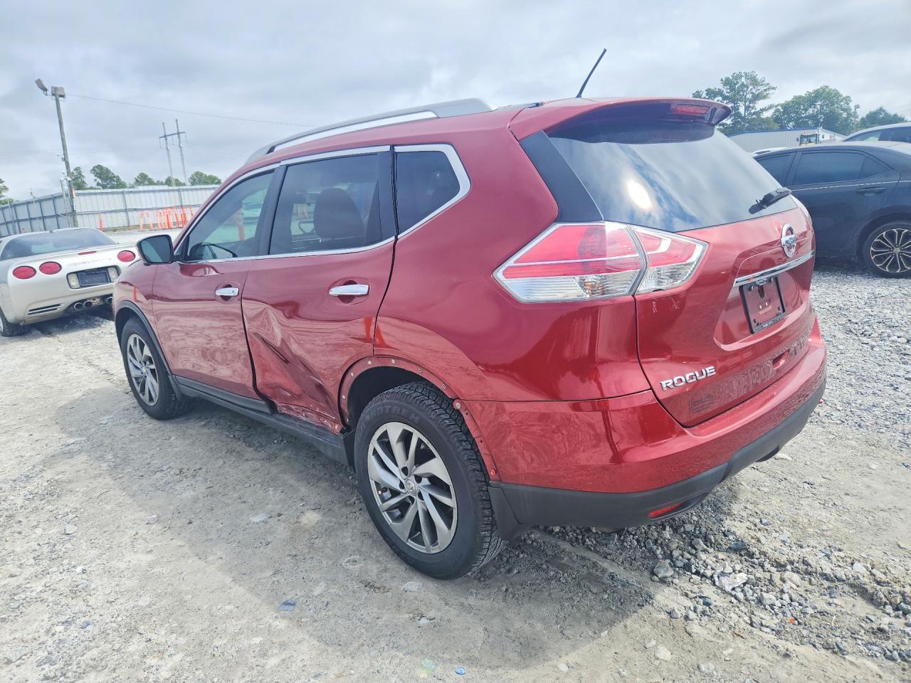 2015 NISSAN ROGUE SL — Фото 2 из 13