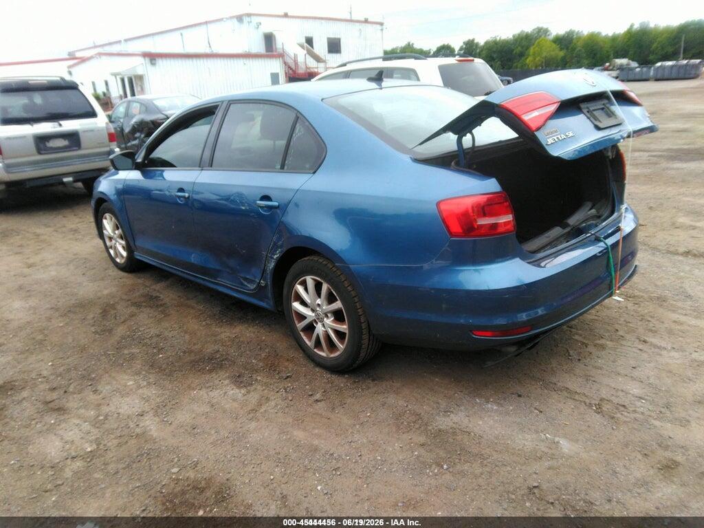 3VWD17AJ9FM318443 2015 VOLKSWAGEN JETTA photo no. 3