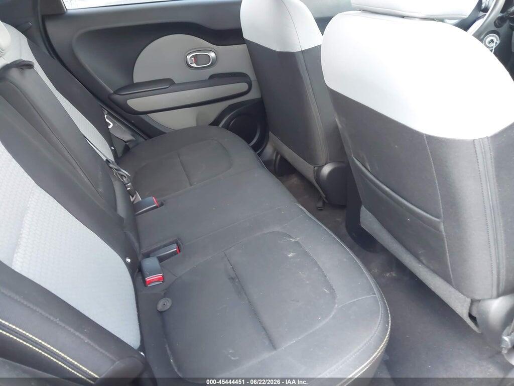 KNDJP3A59F7752856 2015 KIA SOUL photo no. 8