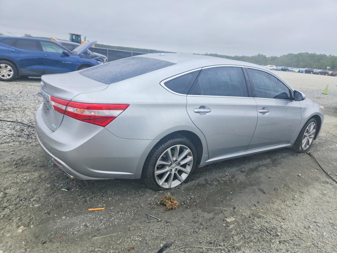 2015 TOYOTA AVALON XLE TOURING — Фото 3 из 12